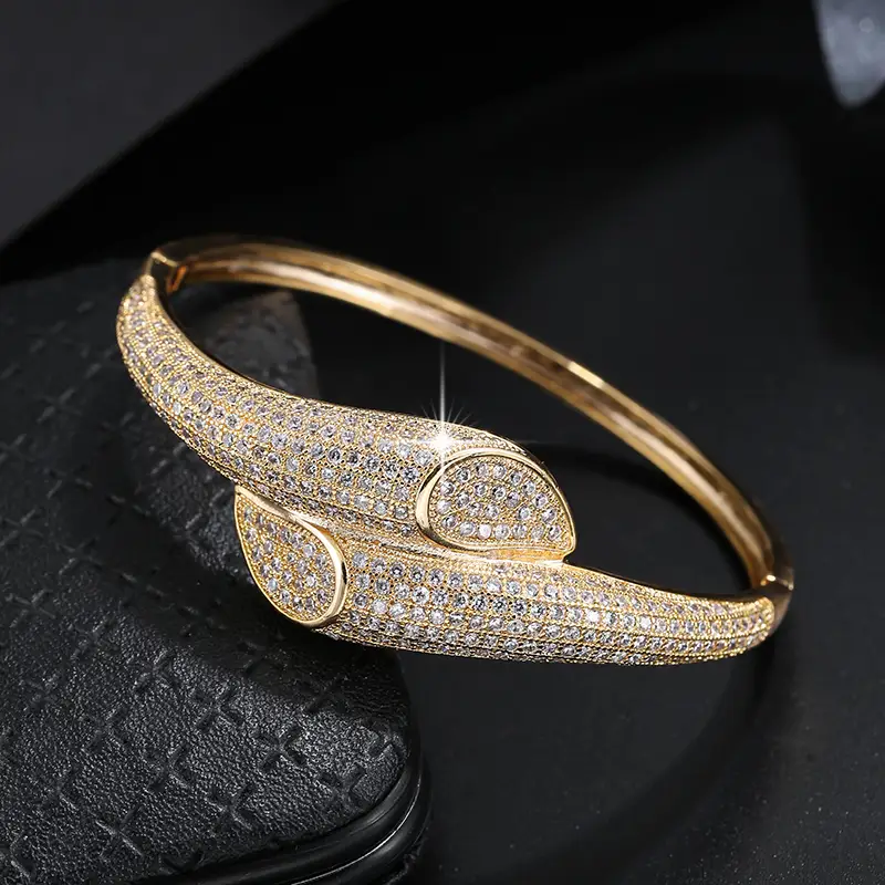 Pulsera clásica con circonita